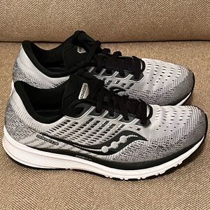 Saucony Ride 13. PWR Run. Women’s Size 11